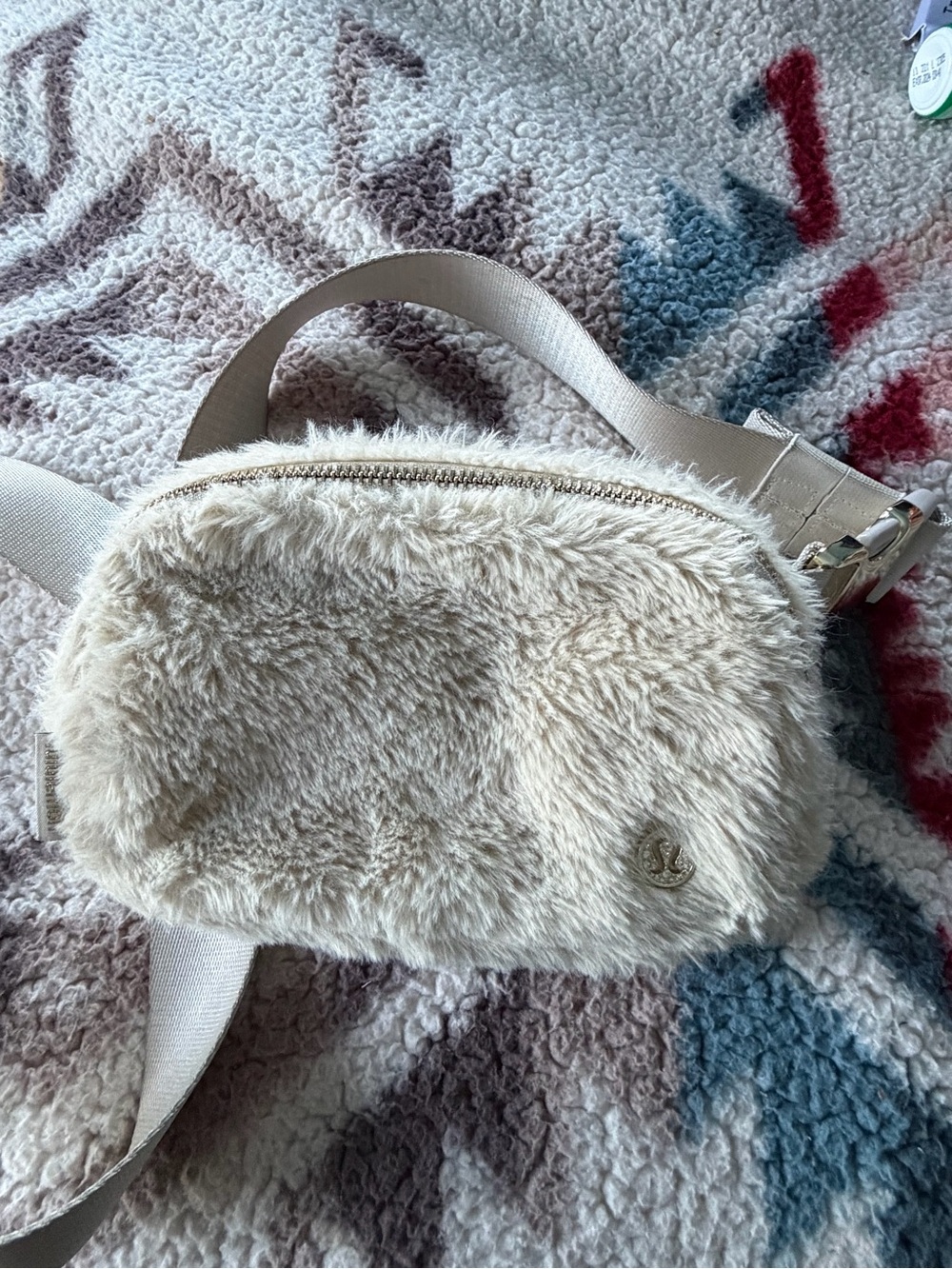 lululemon athletica Cream Faux-Fur Crossbody Belt Bag